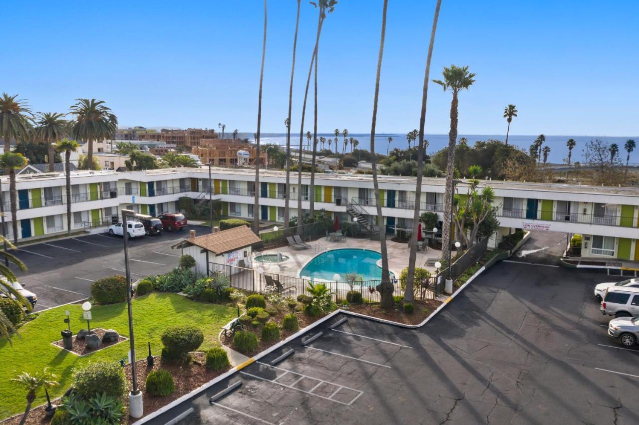 Vagabond Inn Ventura Exterior photo